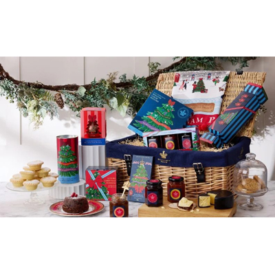Win a Buckingham Palace Christmas Hamper